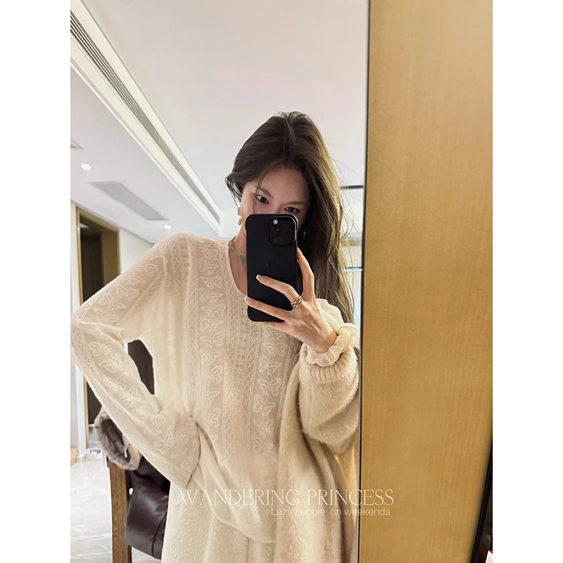 钱美西 万针提花蝴蝶三维立体 水溶羊毛长袖针织衫清冷感M02391