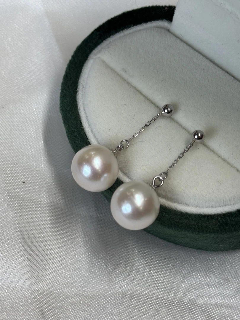 【YzzM珍珠】“大风吹”淡水11-12正圆大点位珍珠耳线S925银