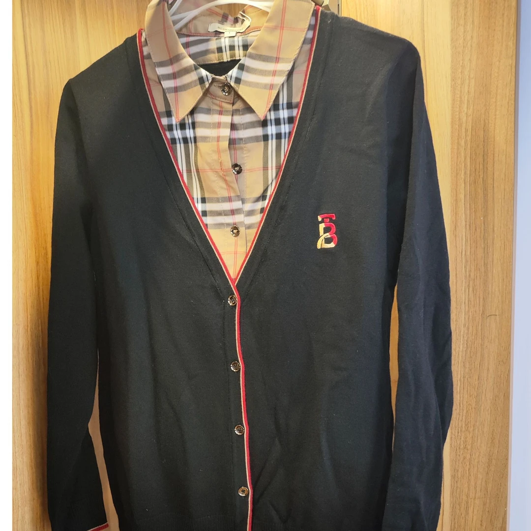 伴月伊人福利款简约设计师款假两件打底衫19100