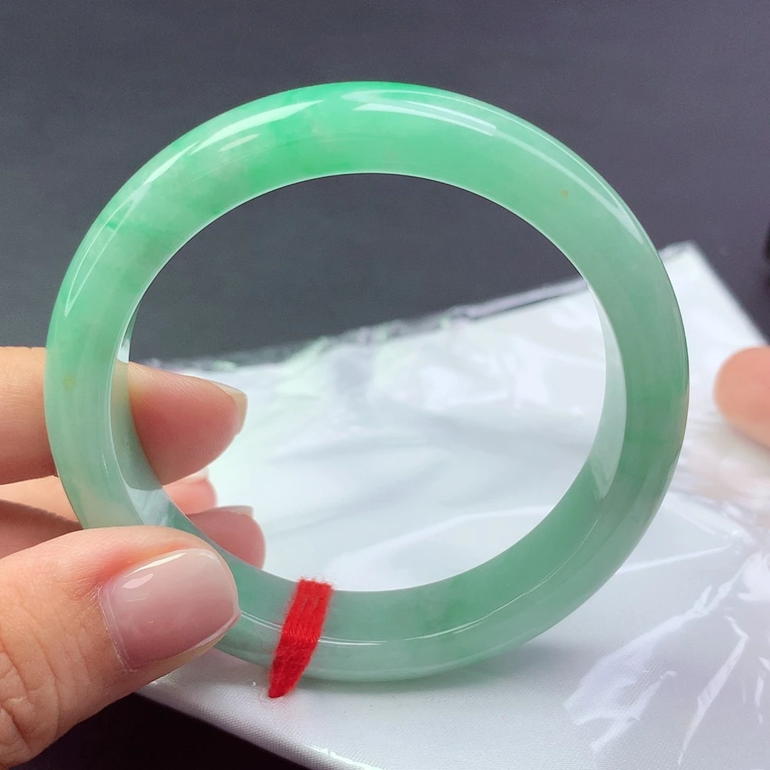 【闪购商品】未镶嵌手镯翡翠882672