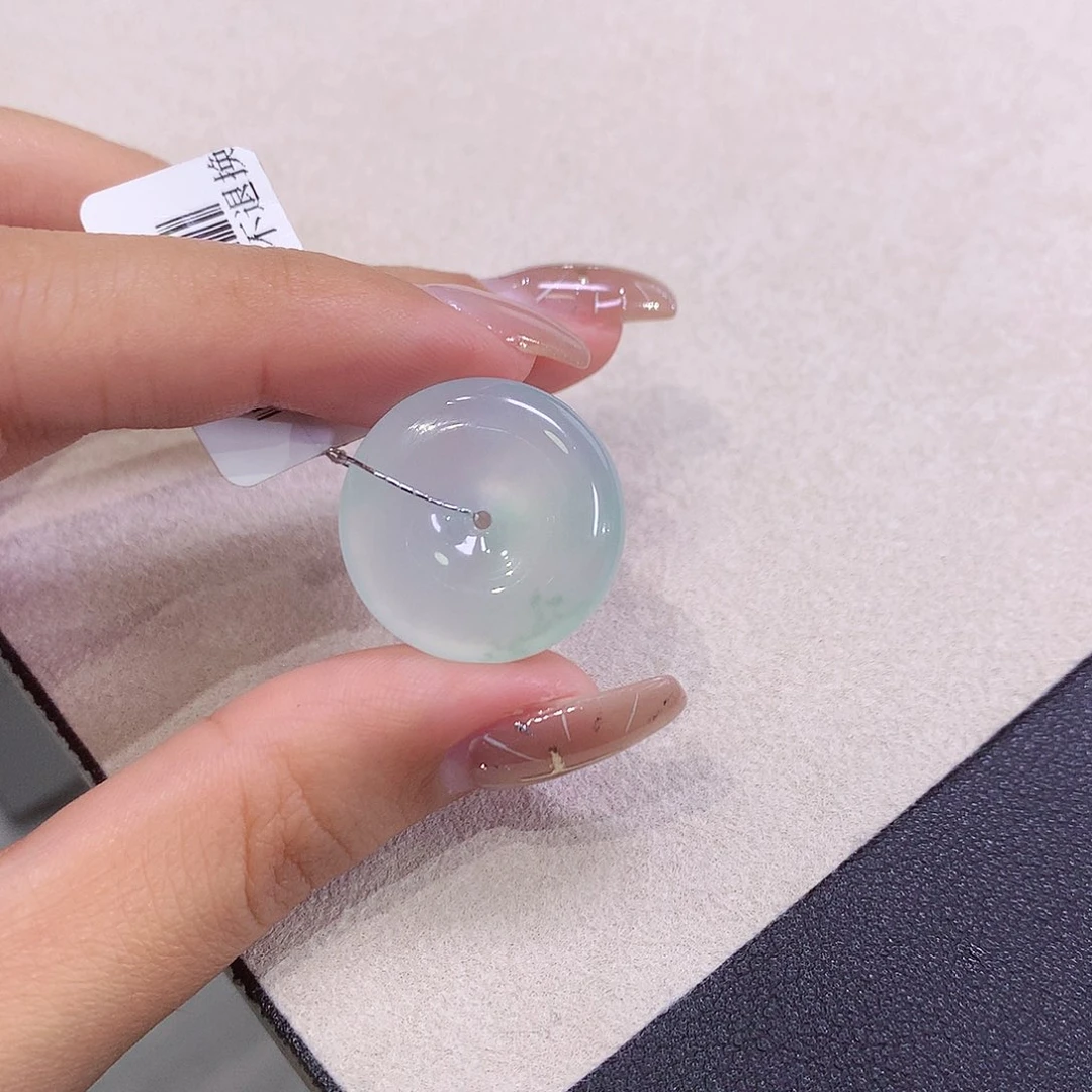 翡翠未镶嵌吊坠(不含链)21.8-5.7