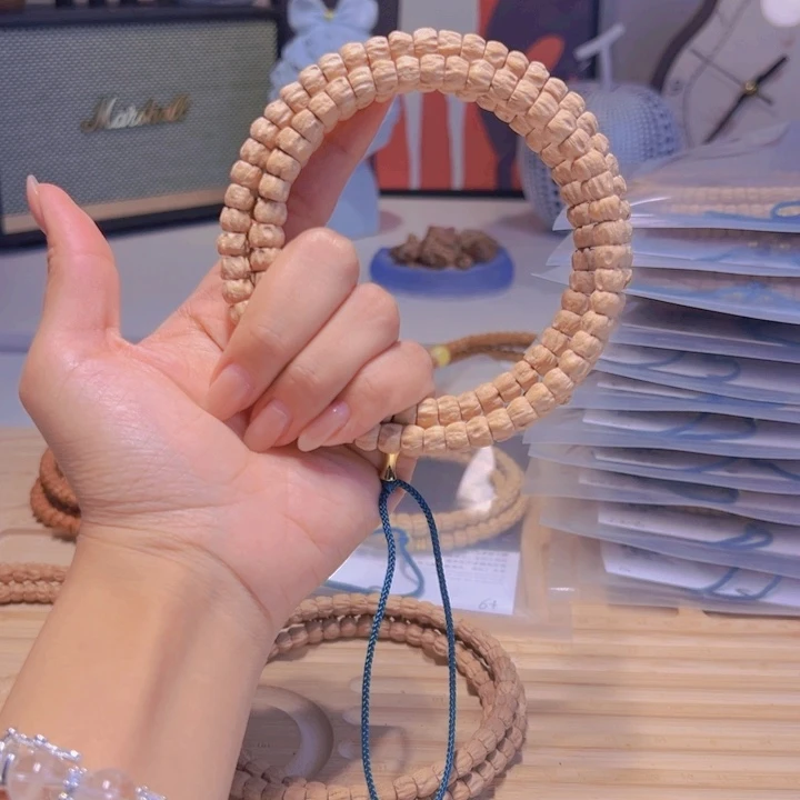 乖****柏香籽/百香籽吊坠