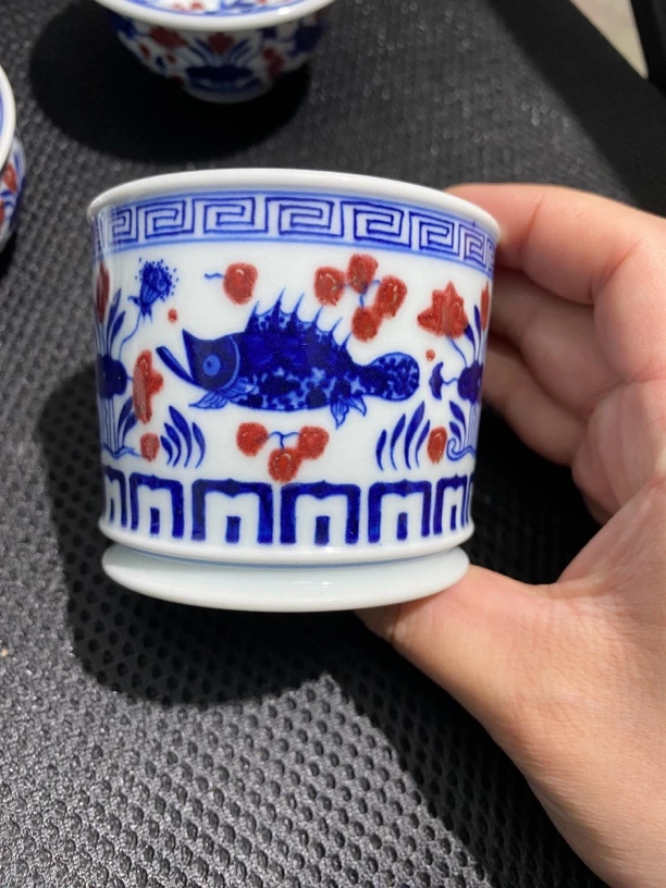 景德镇纯手工手绘青花釉里红鱼藻纹110cc主人杯容天杯