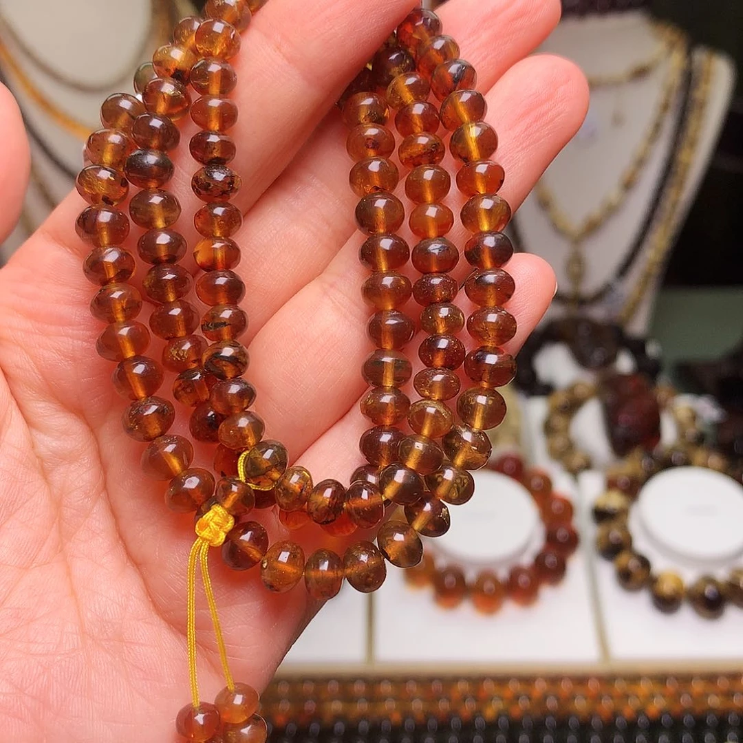 未镶嵌琥珀裸石琥珀