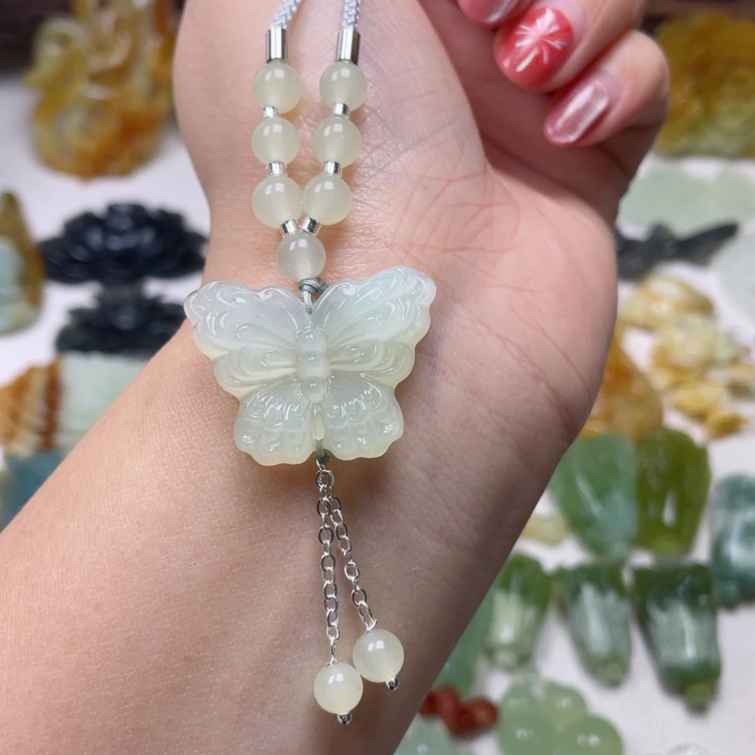 蛇纹石玉颈饰未镶嵌