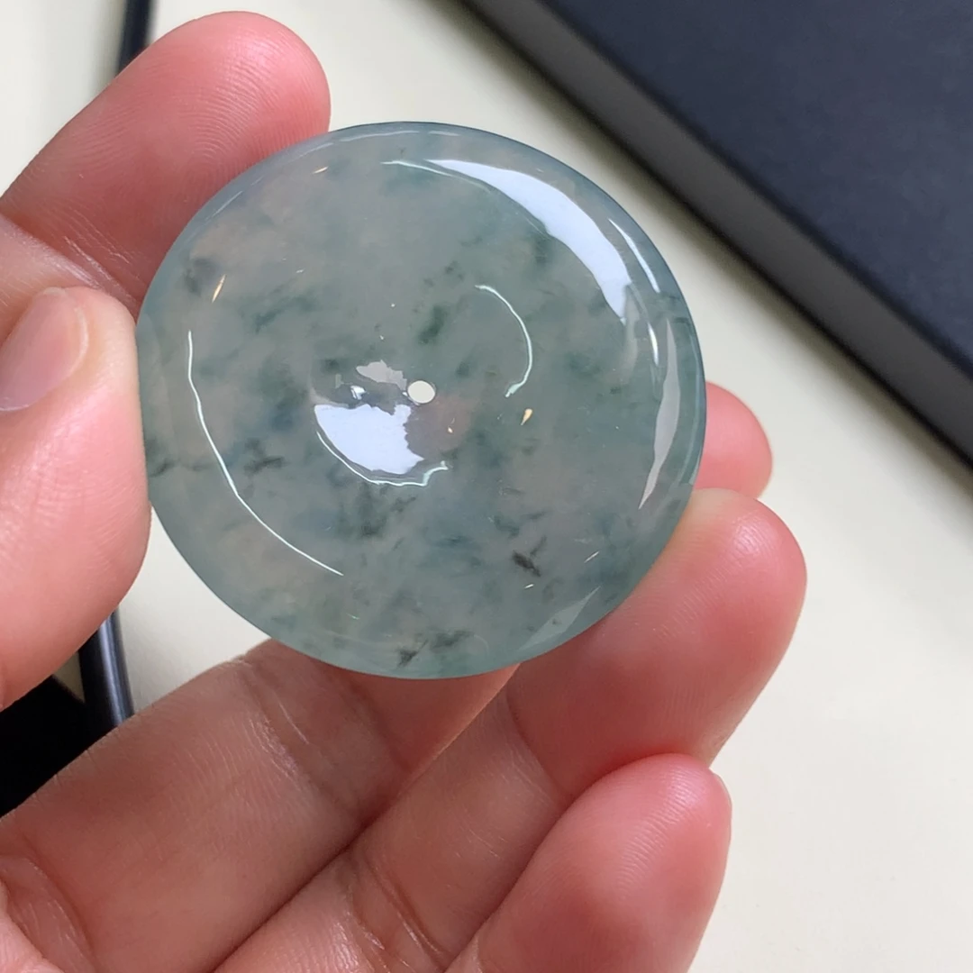 翡翠未镶嵌颈饰大平安扣37.7*6.6