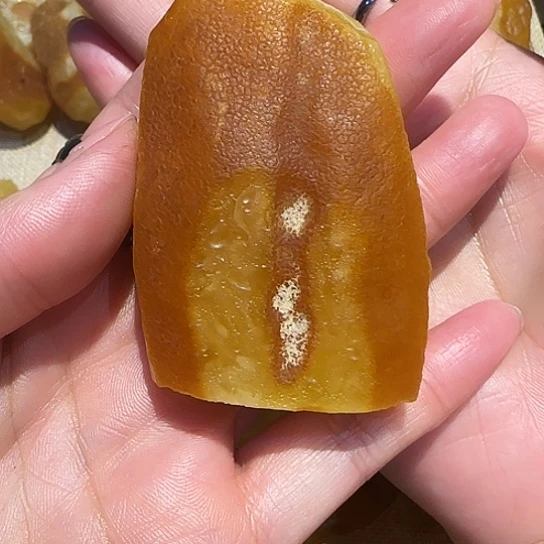 定制琥珀未镶嵌撒*?蜜蜡