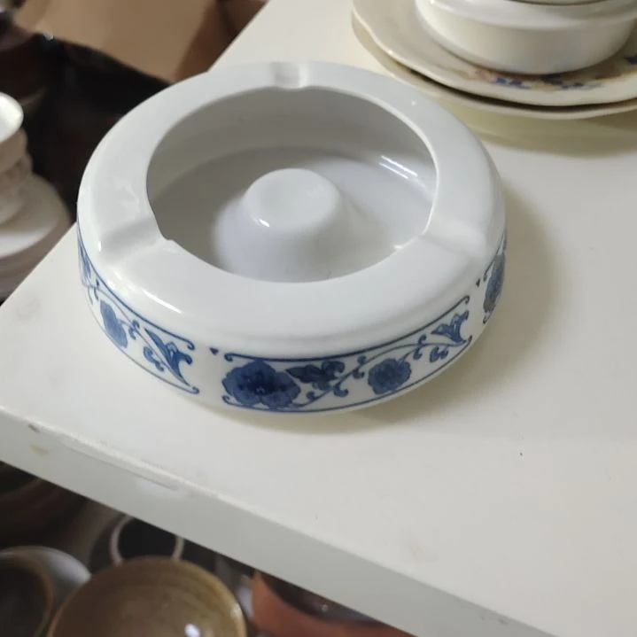 盘陶瓷盘子碗啥都有