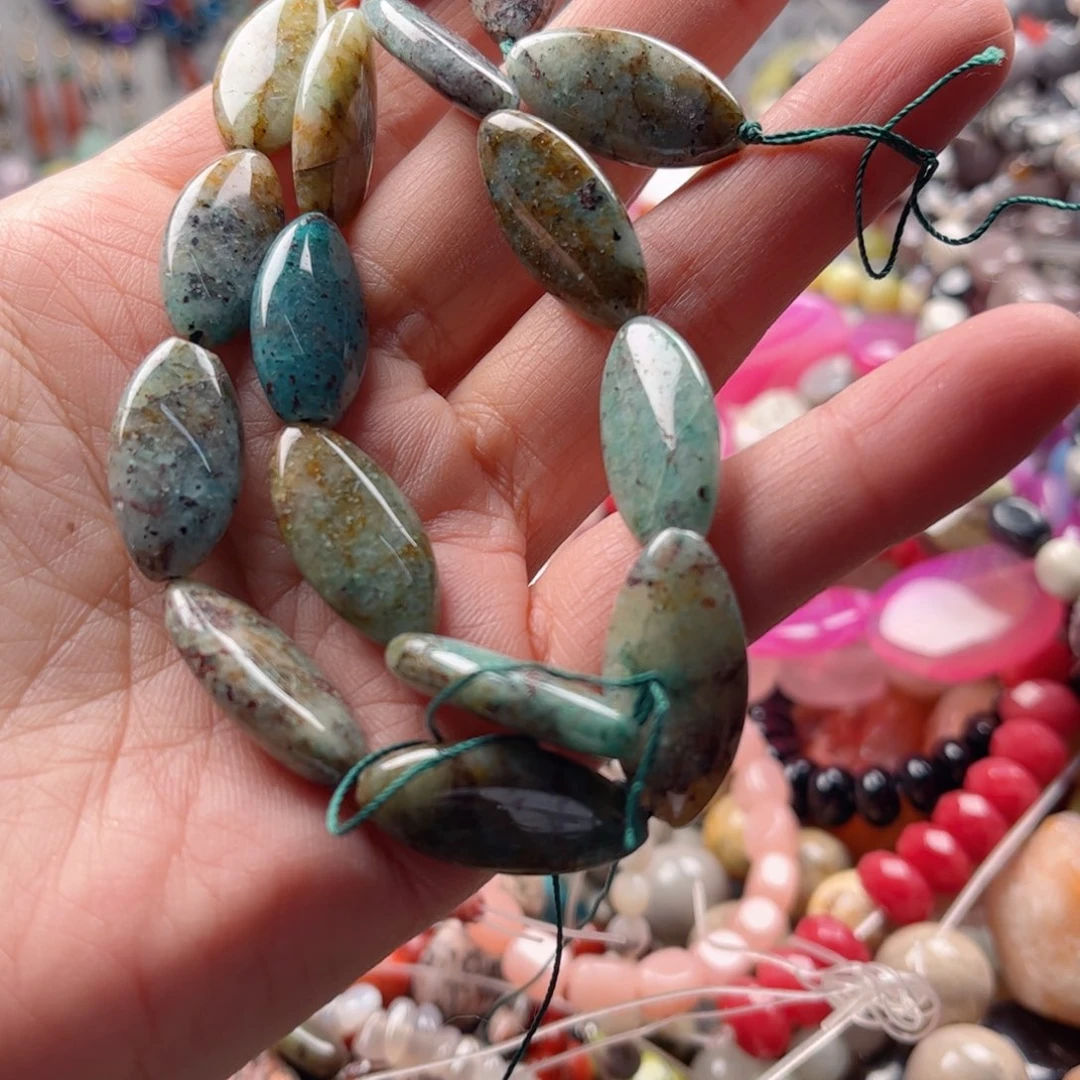 石英质玉珠宝奇石未镶嵌图