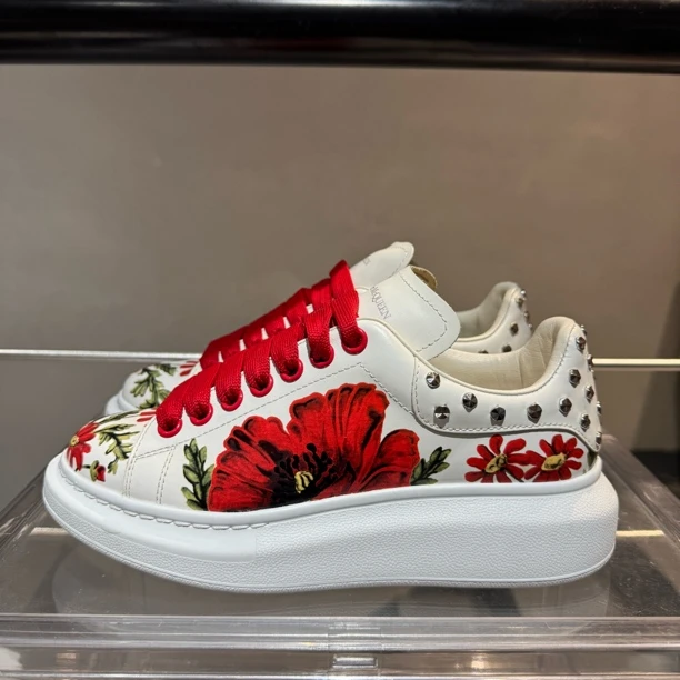 95新 Alexander McQueen/亚历山大·麦昆 37码 无盒 花卉印花白鞋