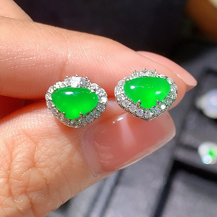 翡翠18K金镶嵌耳饰