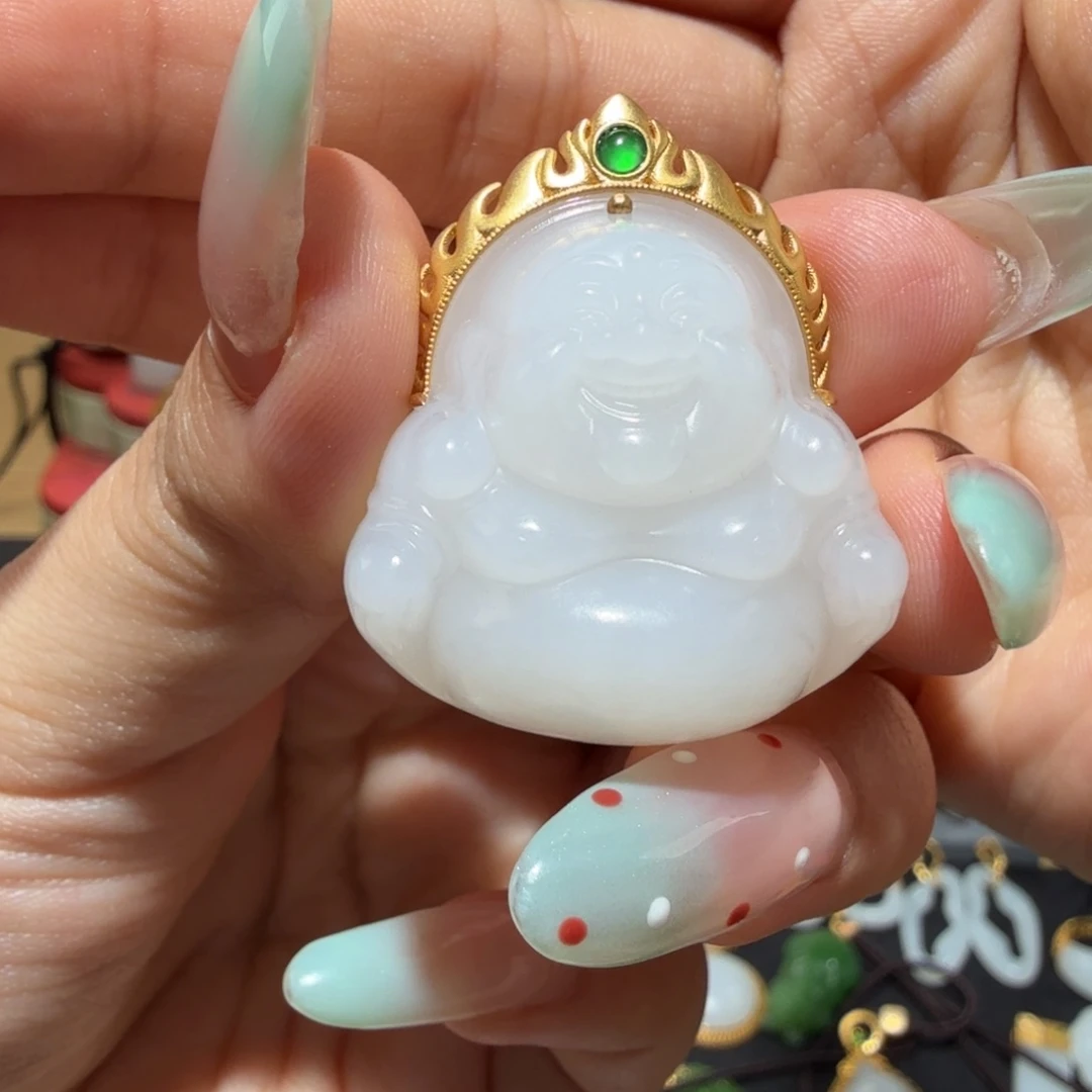 和田玉18K金镶嵌颈饰