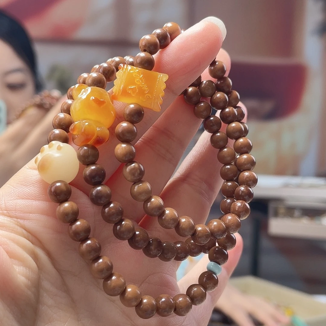 琥珀未镶嵌裸石手串