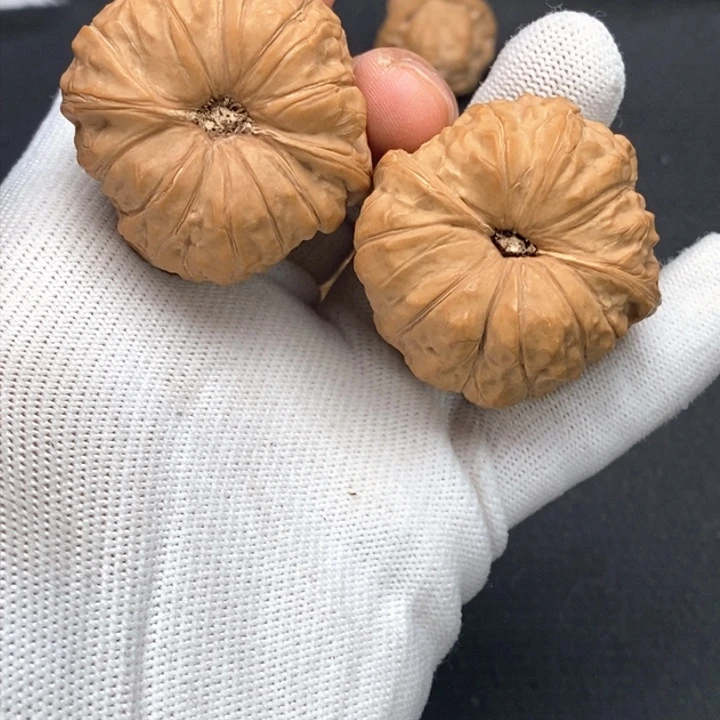 文玩核桃把件强*哥南瓜墩
