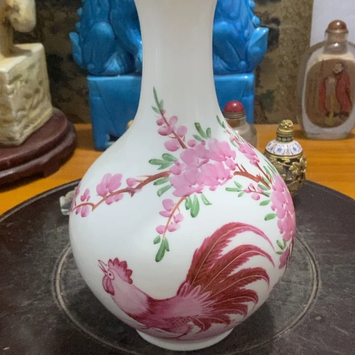 苏**荣陶瓷艺术设计是摆件艺术