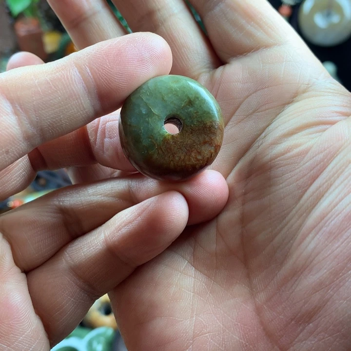 透闪石质玉吊坠未镶嵌用****6