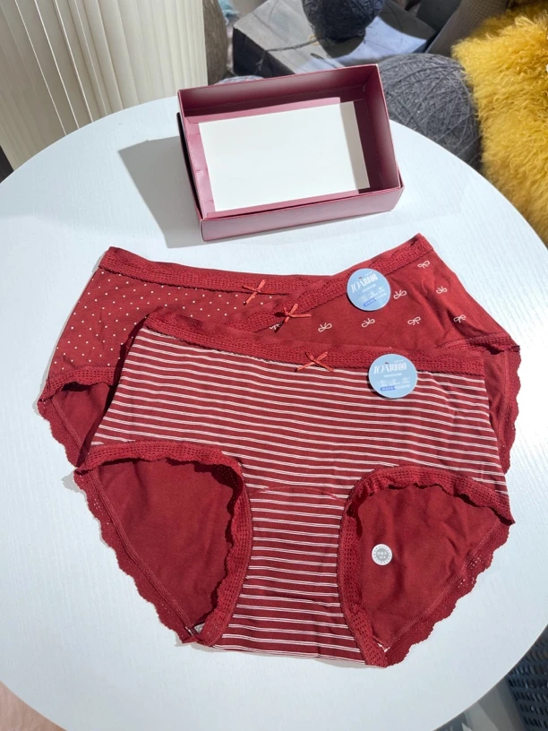 红色3条装 红色条纹 秋季棉感中腰大包臀女士透气舒适三角内裤