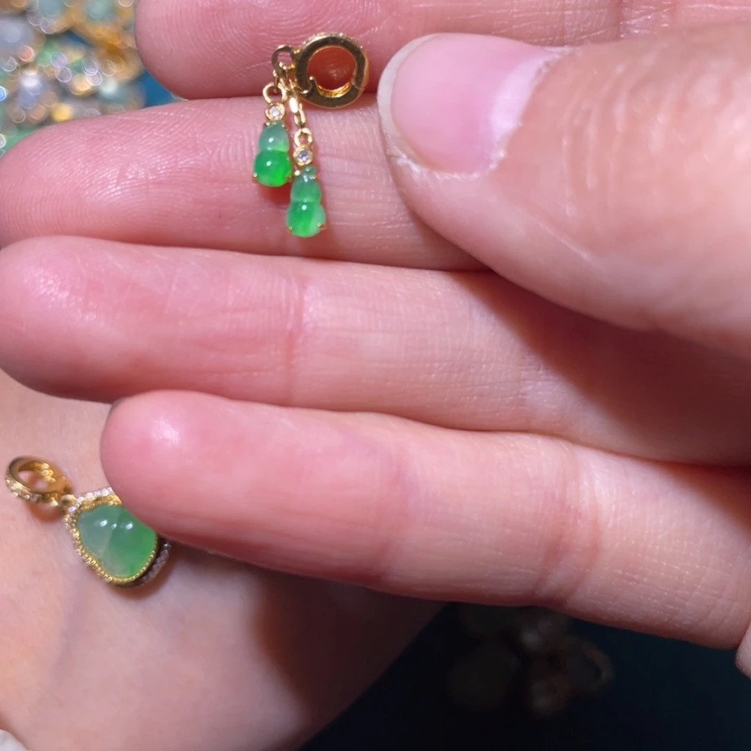 翡翠颈饰18K金镶嵌啊***！天然