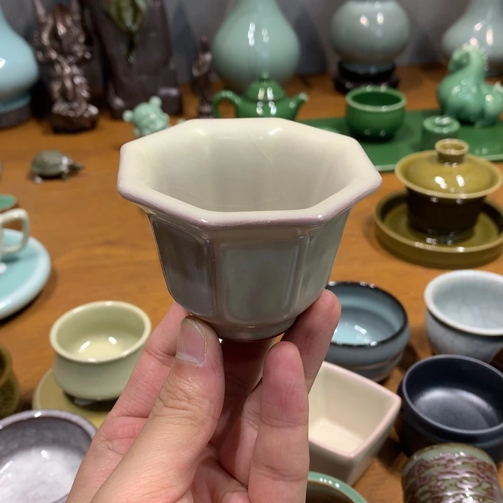 龙泉青瓷哥窑八方杯