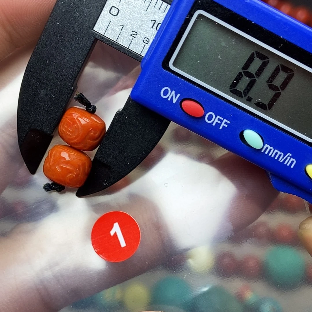 南红玛瑙未镶嵌南红玛瑙有瑕疵