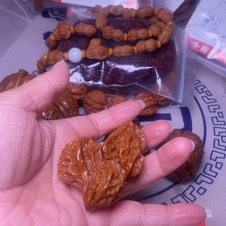 忙***碌文玩核桃吊坠小鸟