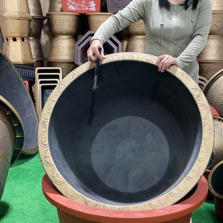 圆盆古铜八零两个