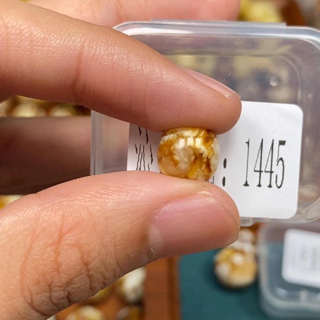 猴头核桃把件沁色圆珠老型1445