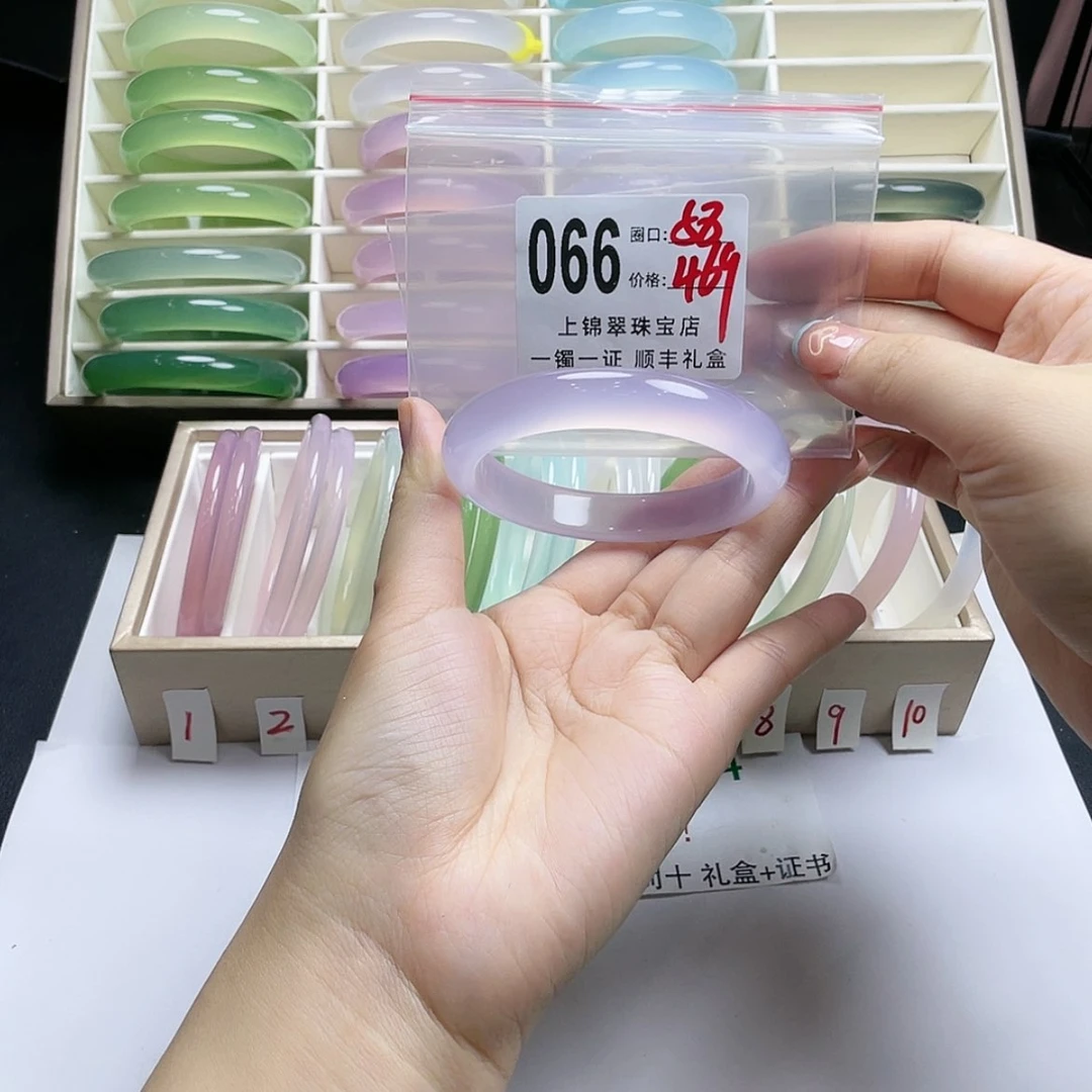 【闪购商品】玛瑙/玉髓手镯未镶嵌蜜*