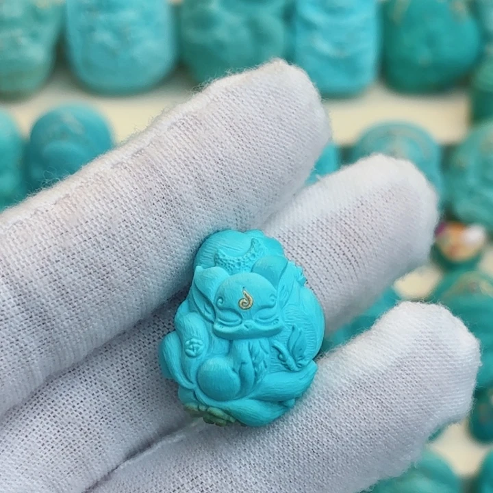 未镶嵌绿松石珠宝奇石