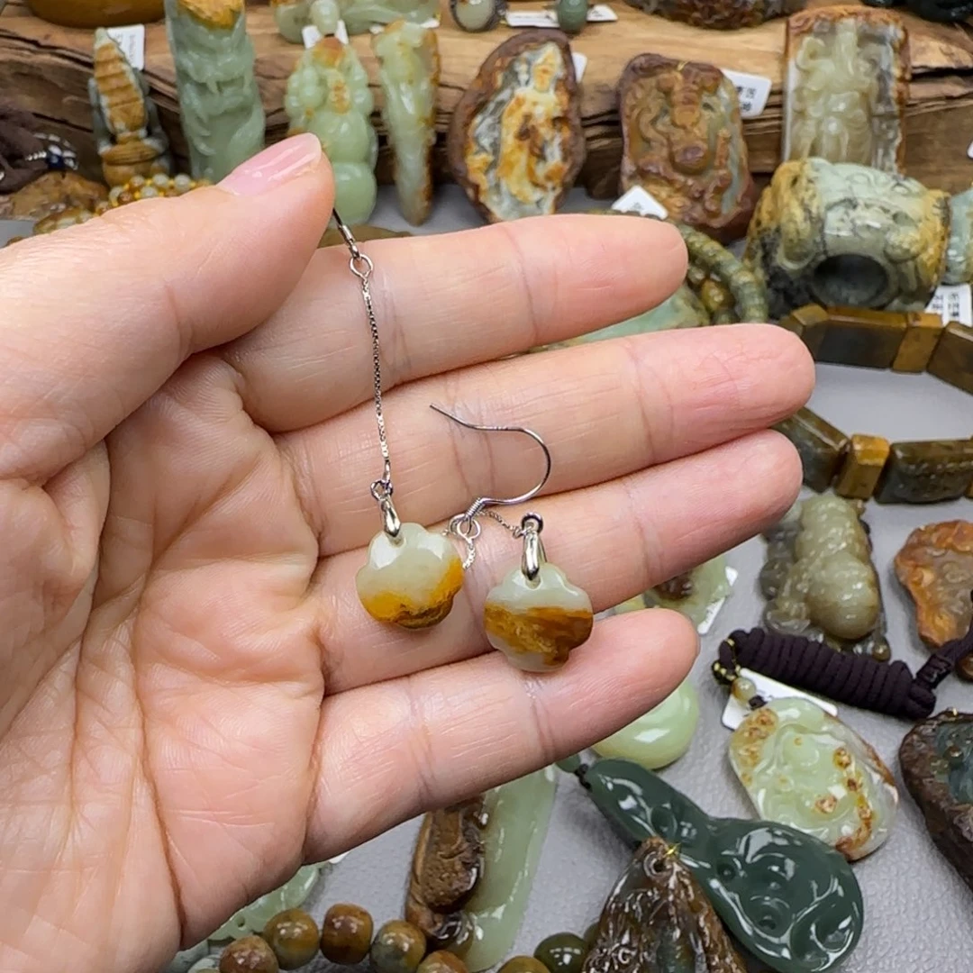 岫岩河磨玉（透闪石质玉）未镶嵌珠宝奇石