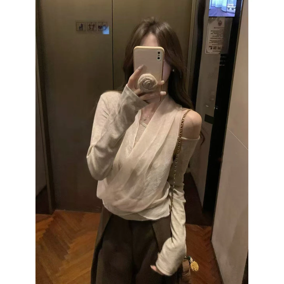 假两件设计荡领挂脖上衣法式露肩长袖T恤性感纯欲衬衫女秋00981