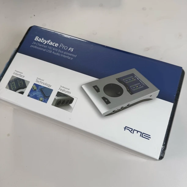 未拆封  全新未拆封rme娃娃脸声卡仅此一台