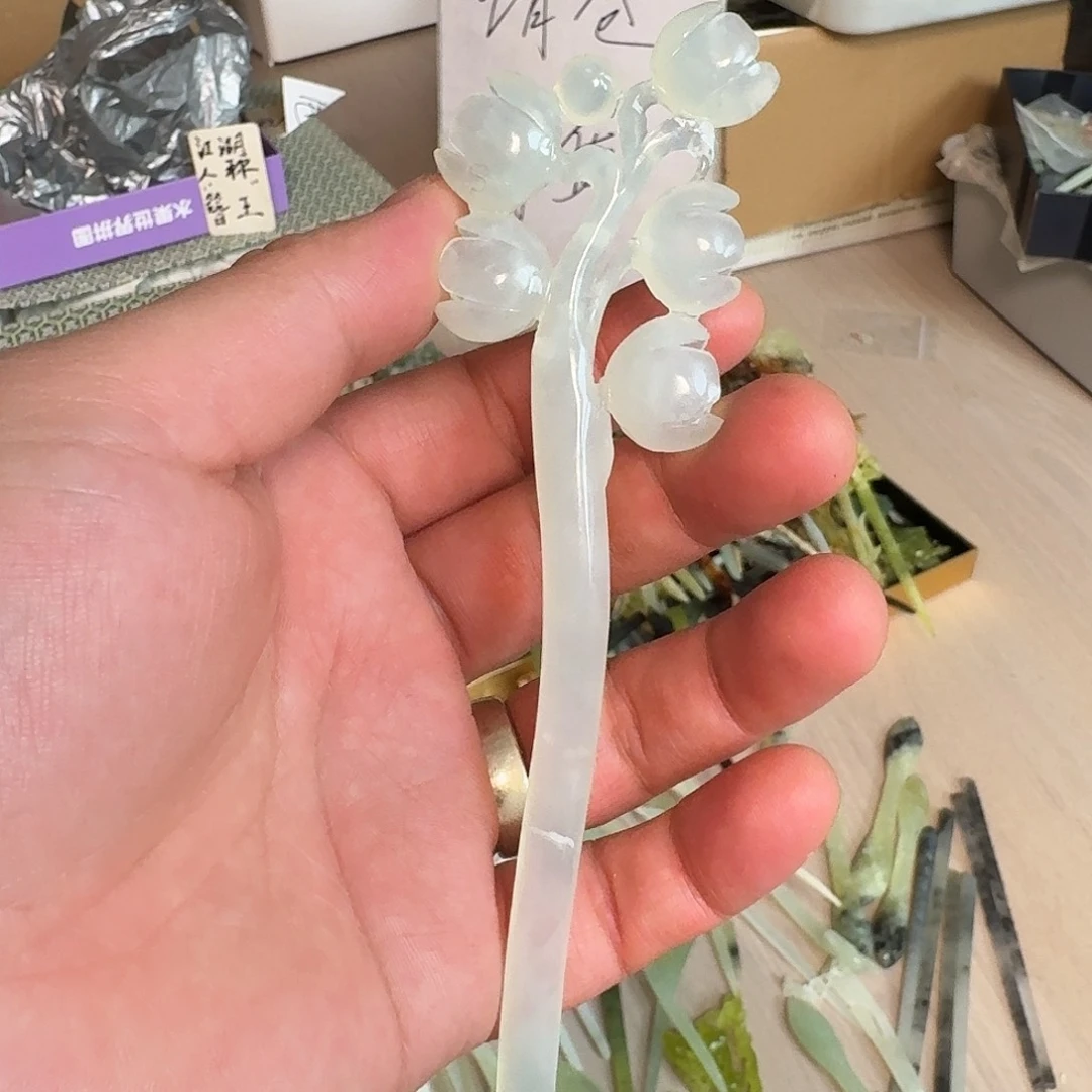 蛇纹石玉未镶嵌发饰