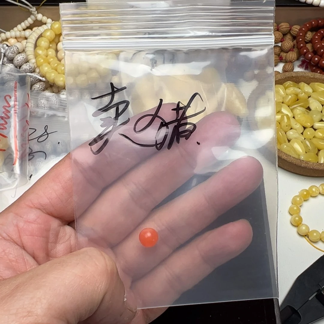 琥珀裸石未镶嵌卖**荣