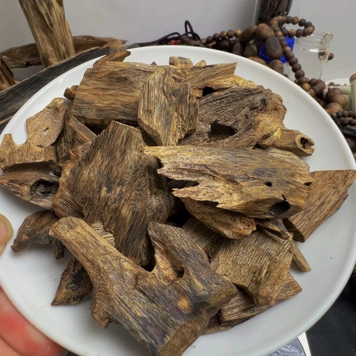 可***单棋楠沉香块料84克