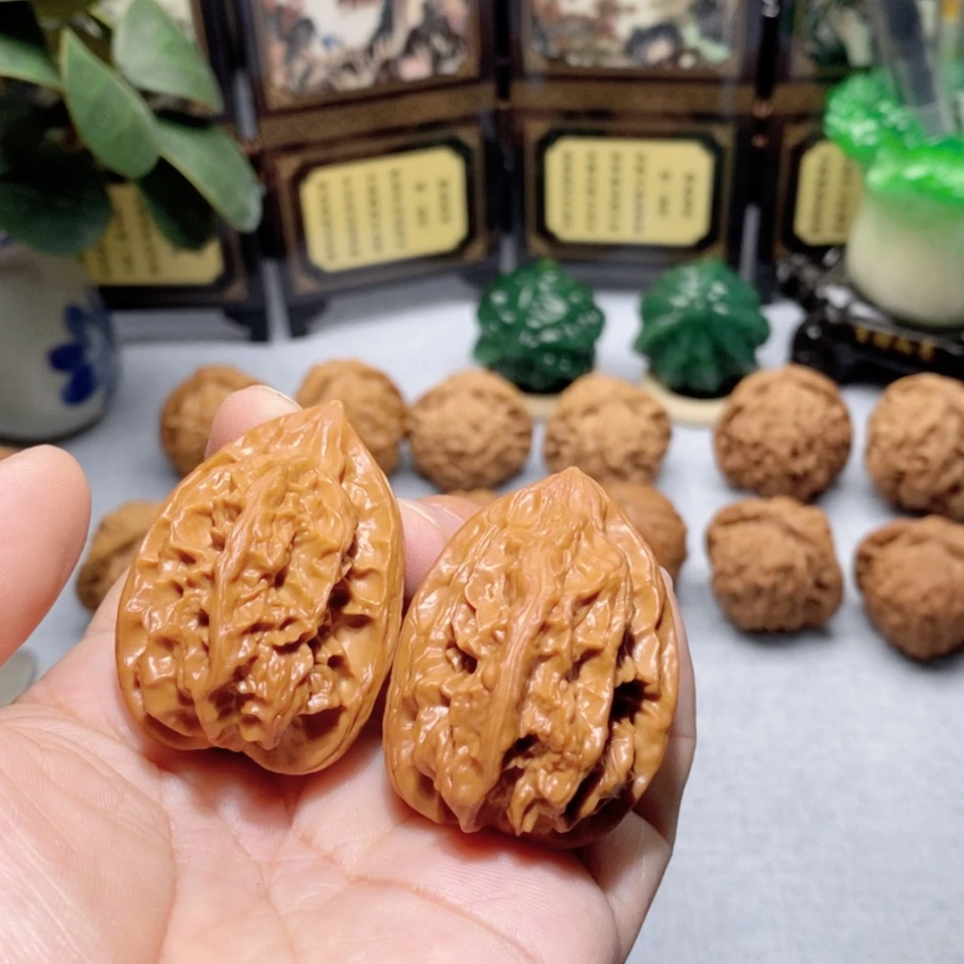 【闪购商品】文玩核桃吊坠龙骨