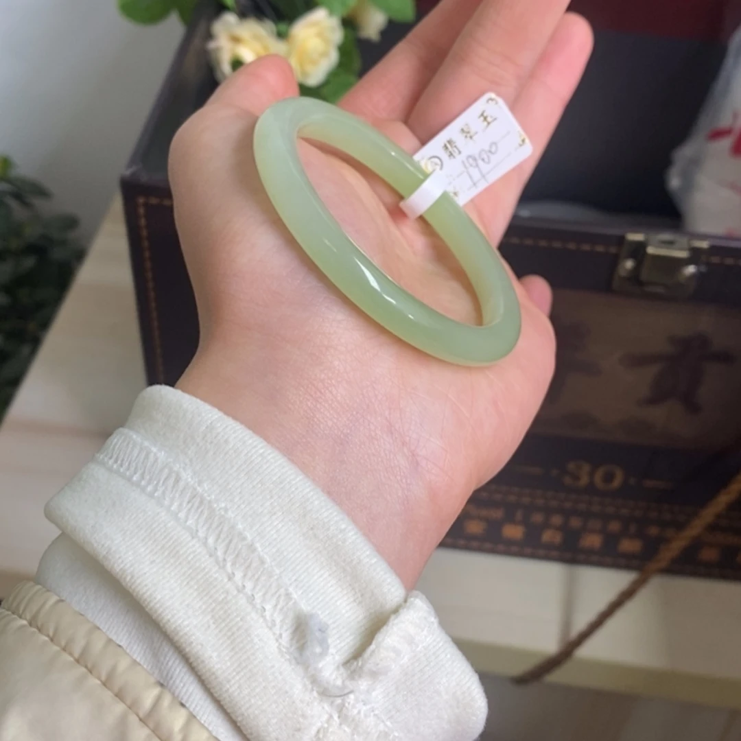 【闪购商品】和田玉手镯未镶嵌