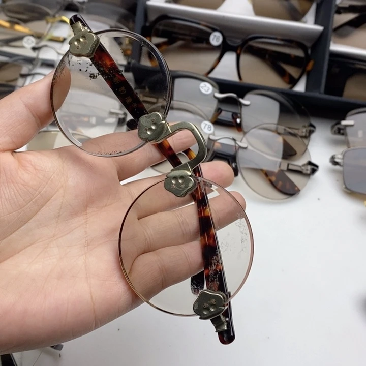 5个厚天然水晶石头眼镜