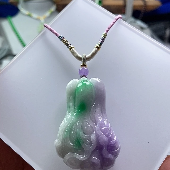 颈饰未镶嵌翡翠赠链