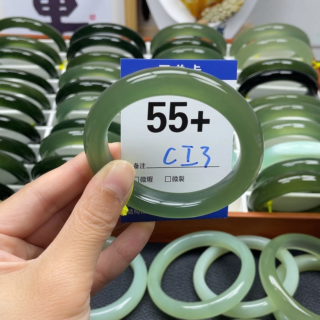 蛇纹石玉未镶嵌手镯快**生