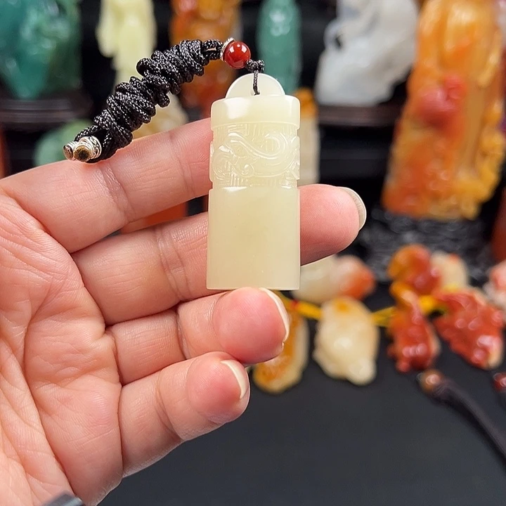 寿山石老性芙蓉石