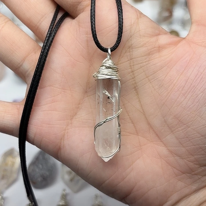 未镶嵌水晶颈饰闪灵钻项链