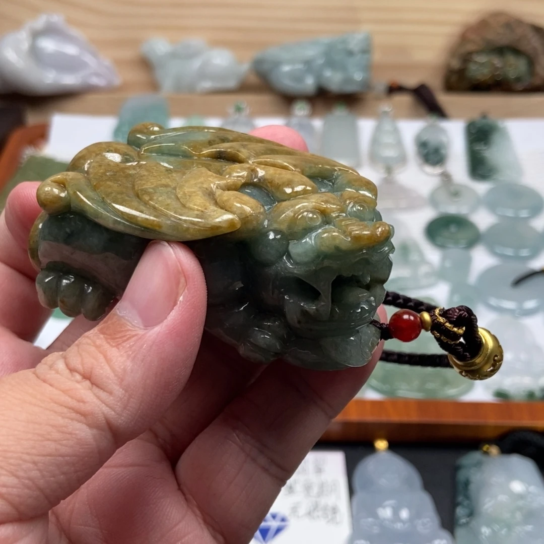翡翠未镶嵌颈饰貔貅手把件  天然缅甸A货翡翠