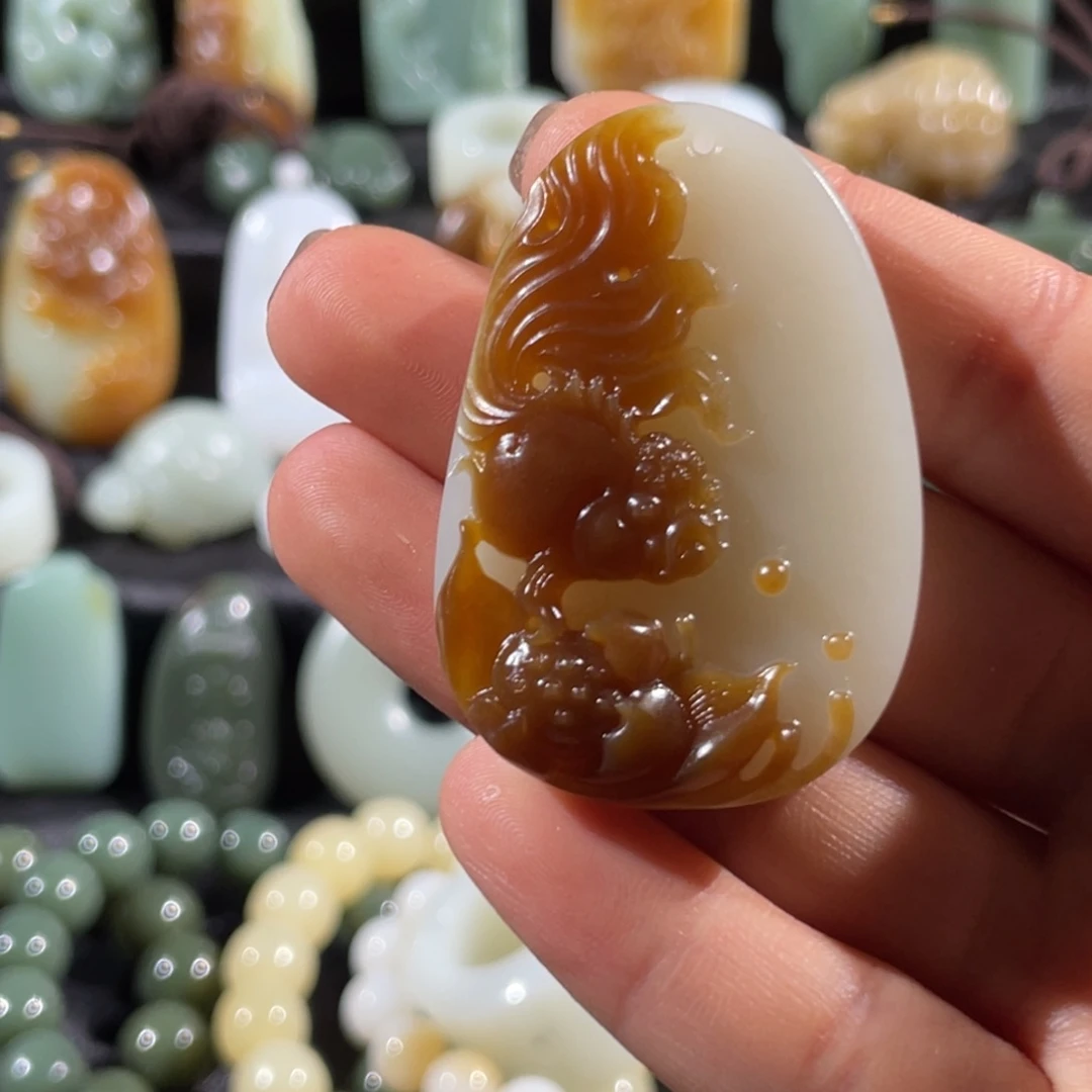 和田玉未镶嵌挂件