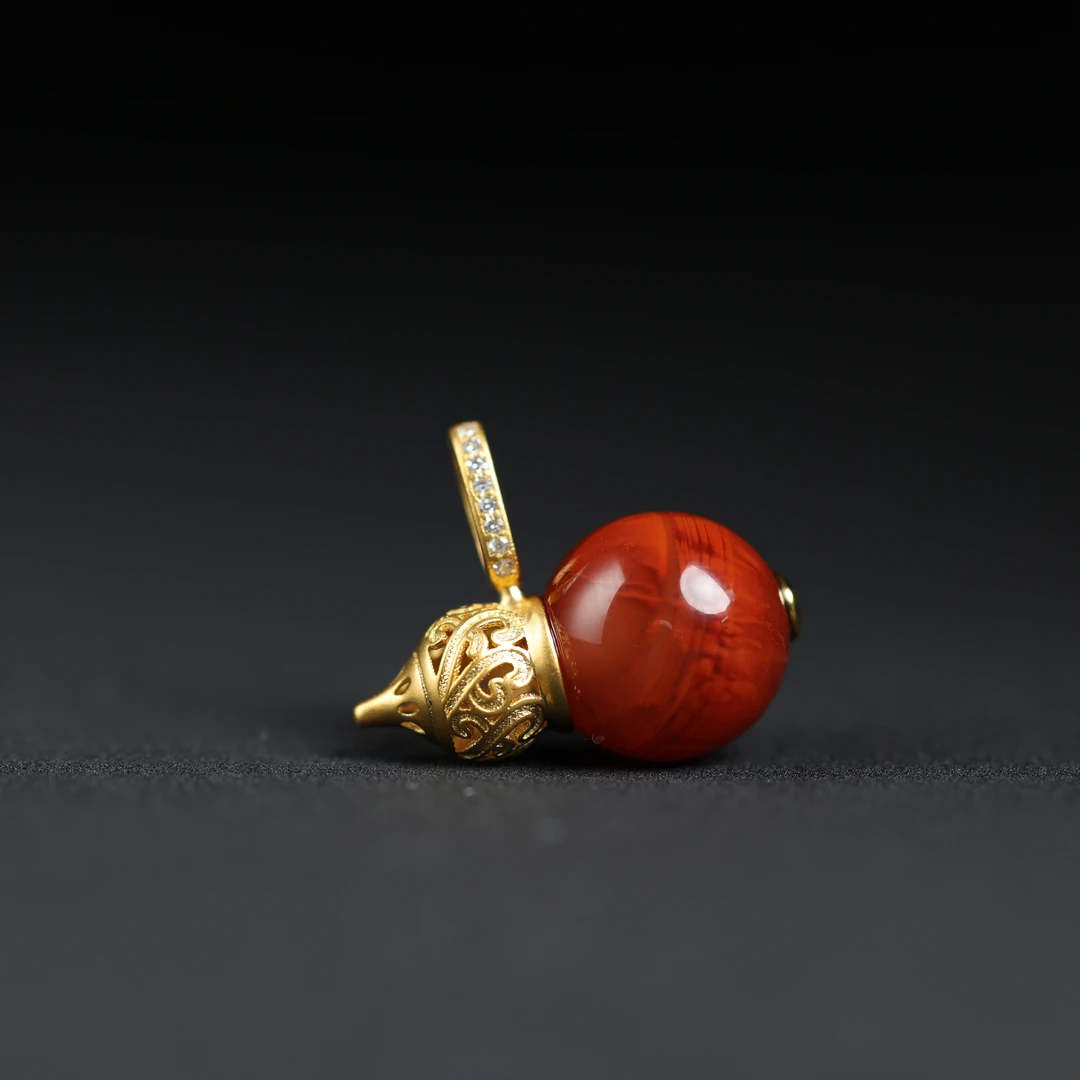 不期 | 严选精品天然原矿南红火焰纹小葫芦吊坠