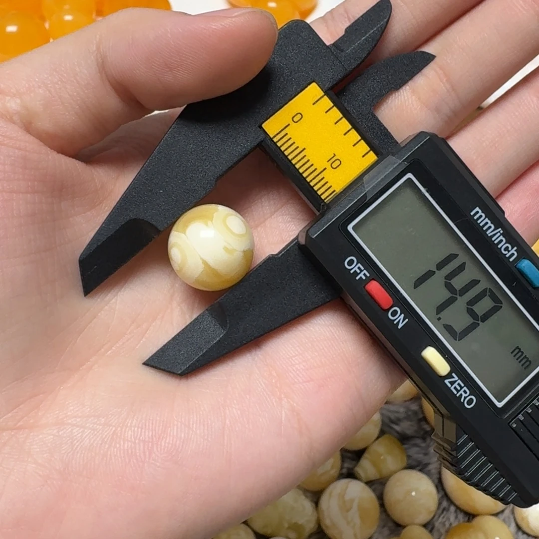 琥珀未镶嵌裸石蜜蜡圆珠