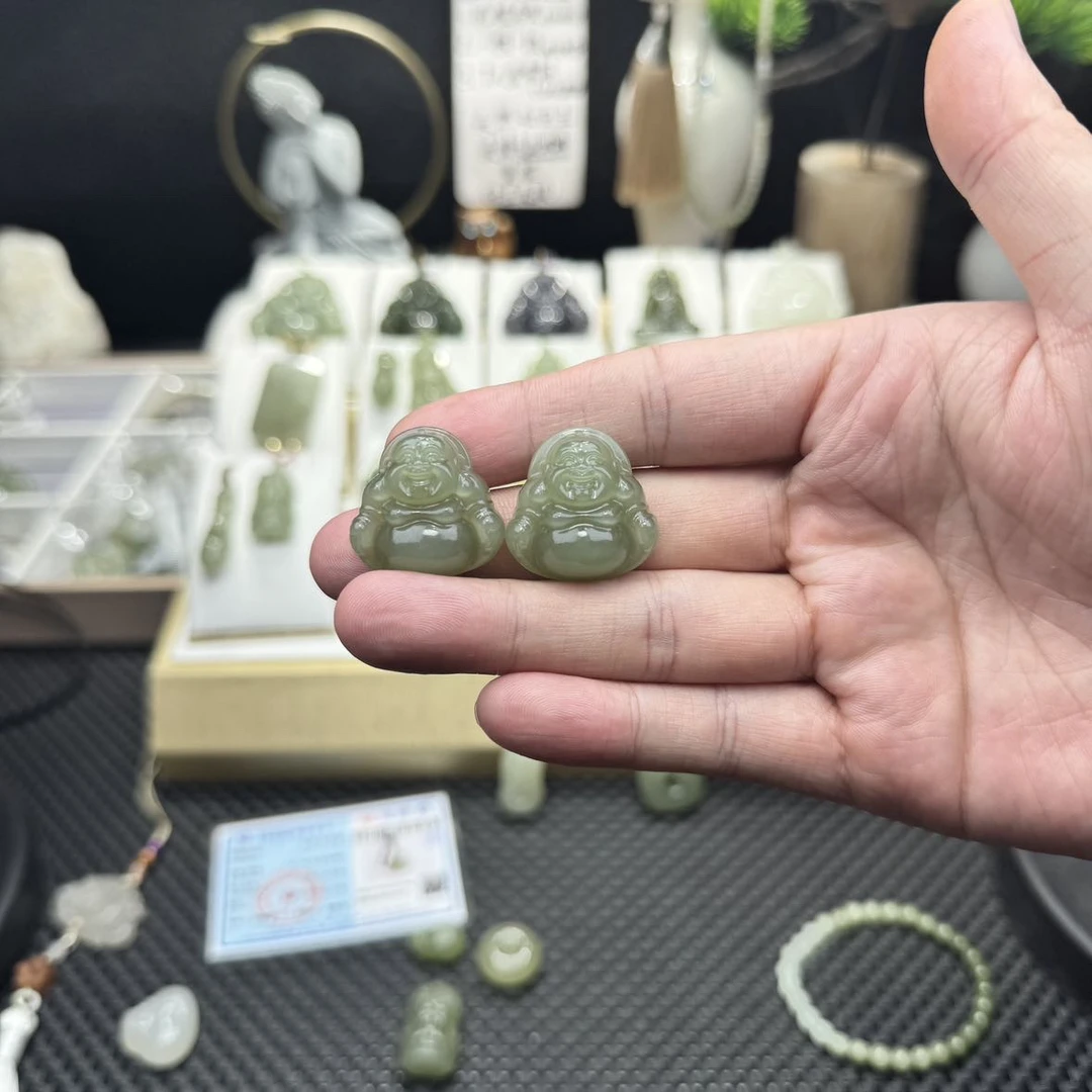 和田玉  颈饰  未镶嵌 多样性发一