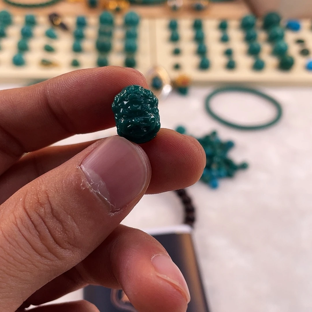 绿松石未镶嵌耳饰