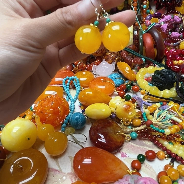 树脂制品2542黄色耳勾
