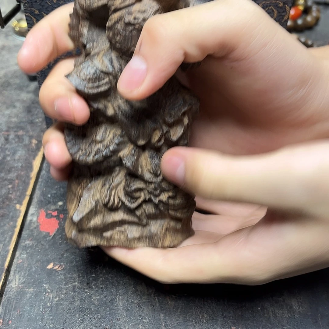 大叶紫檀（黑酸枝木类）